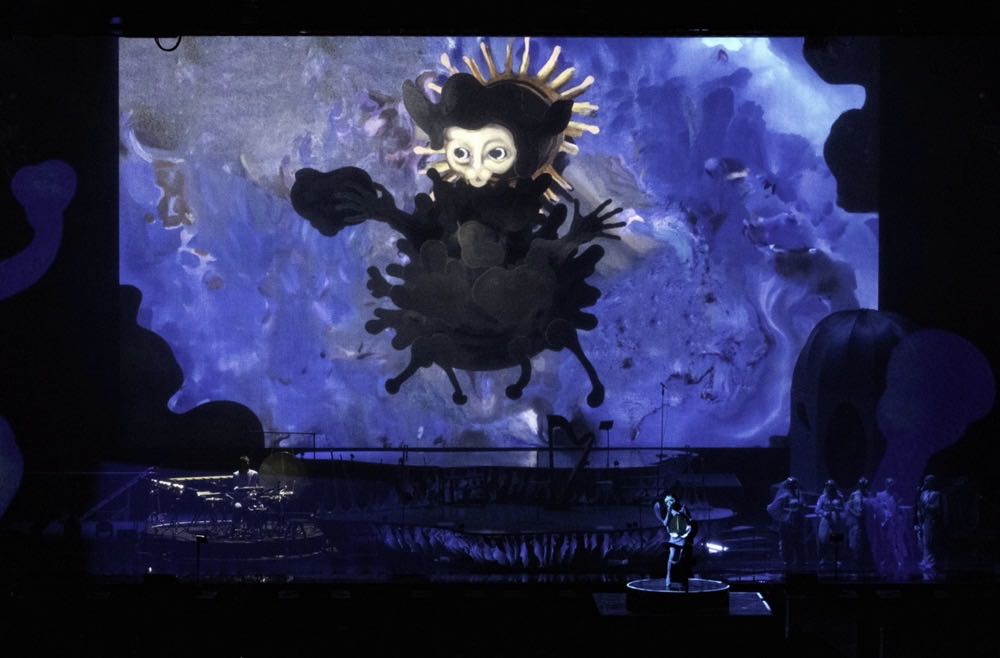 Björk en concert, tournée Cornucopia